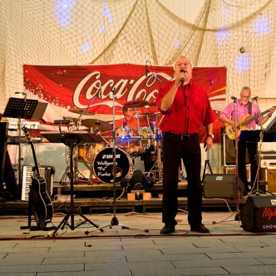 IMG_2717_LR.jpg
